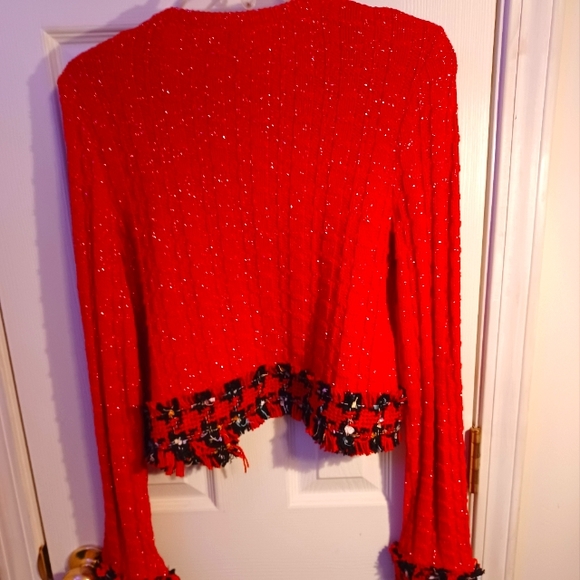 Classic red plaid sweater - Picture 2 of 6